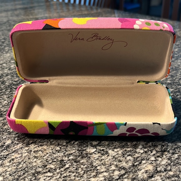 Vera Bradley Designer Clam Shell Eyeglass Case - Picture 4 of 4